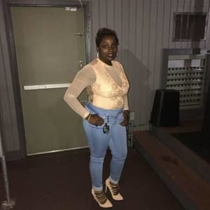 Meet your Posher, Ebony